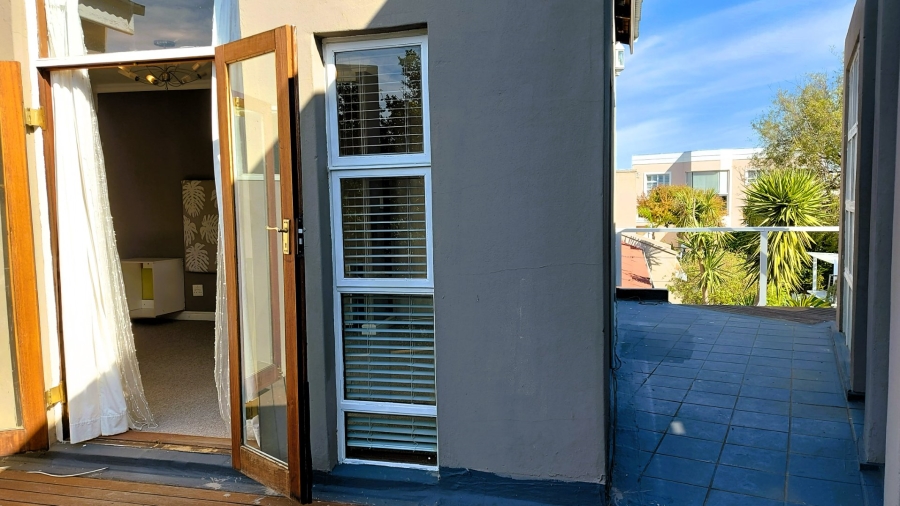 9 Bedroom Property for Sale in Montclair Western Cape